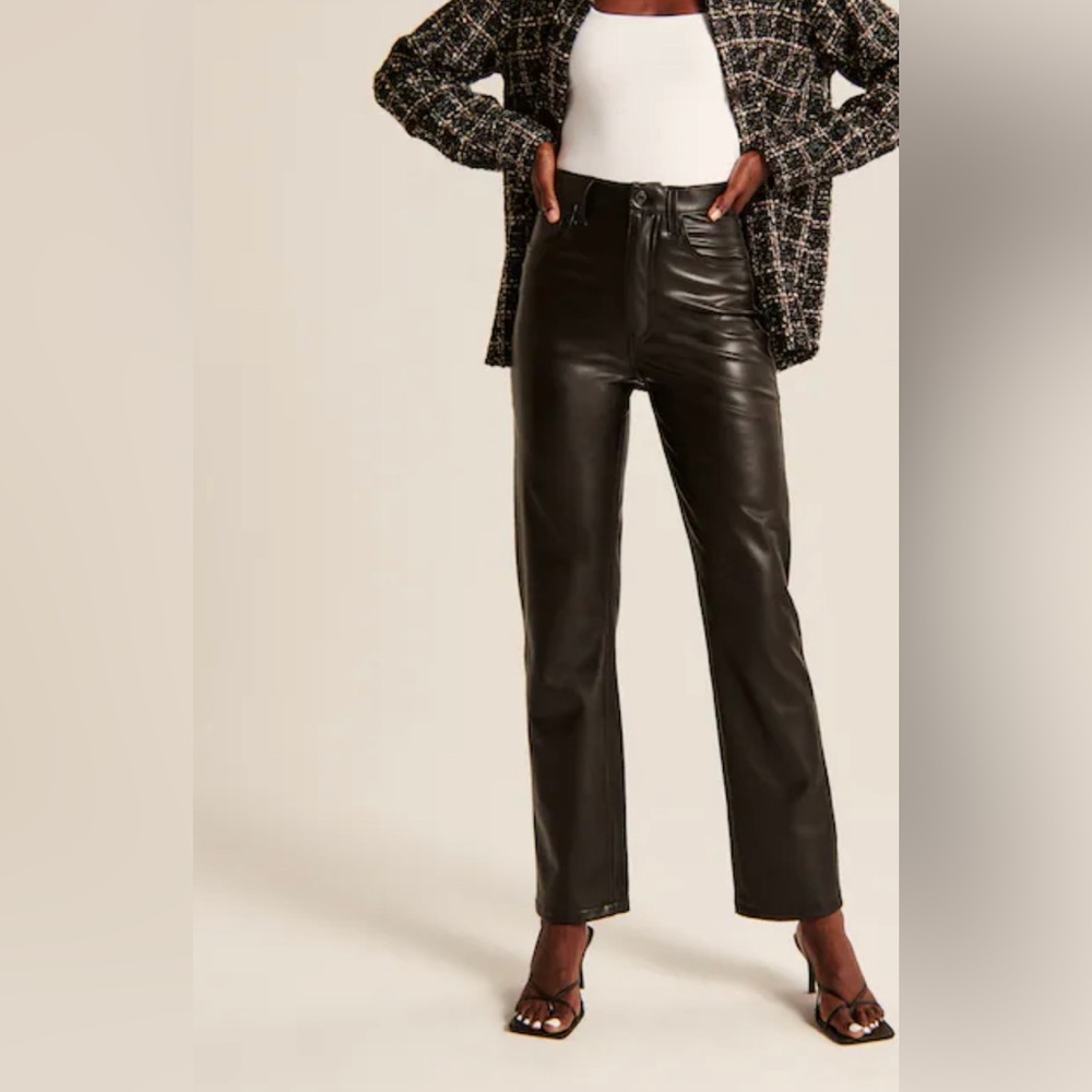 Abercrombie & Fitch 90’s High Rise Straight Leg